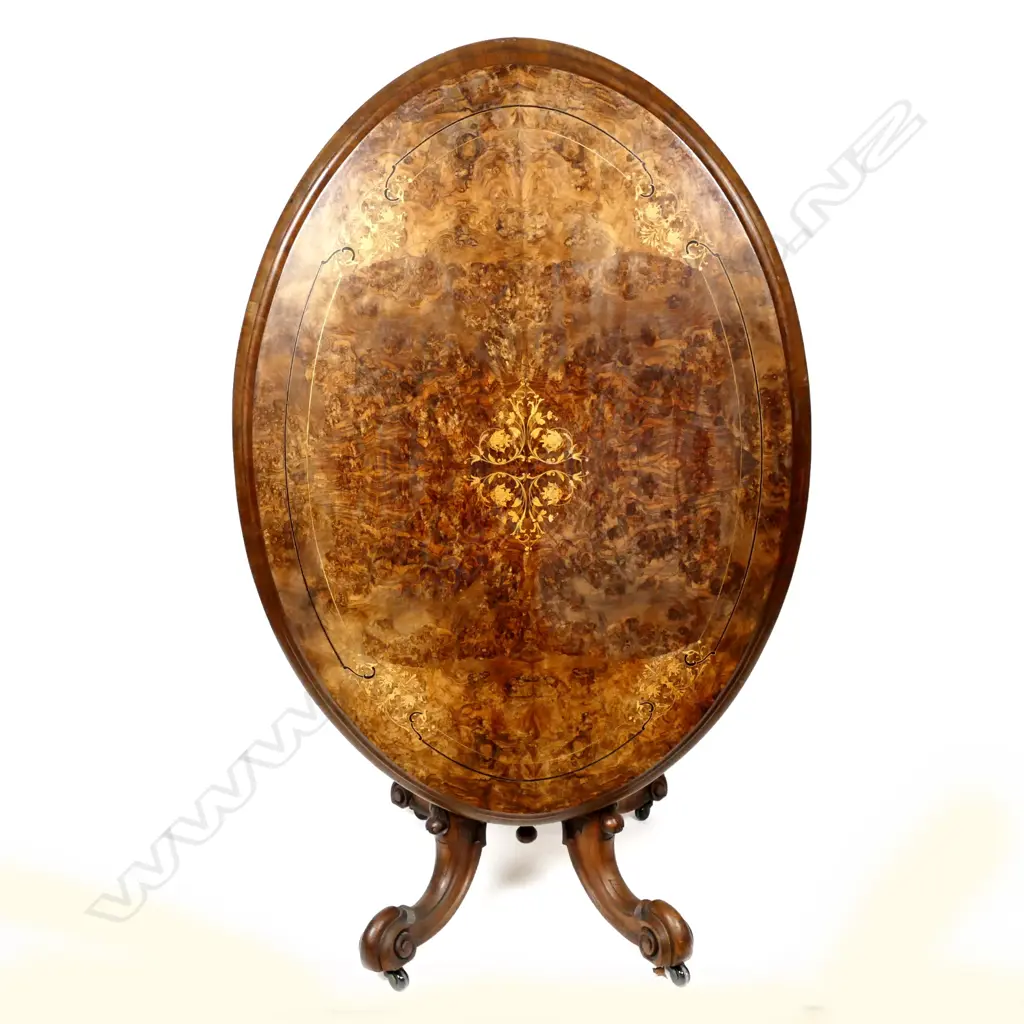 A Victorian loo table Image 1++
