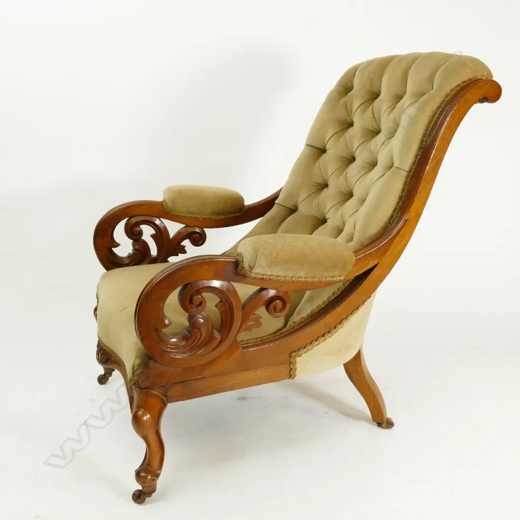 A Victorian mahogany library chair Image 1++