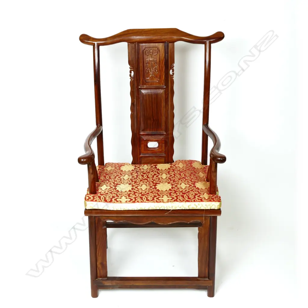 A large impressive Chinese rosewood pedestal desk Image 1++