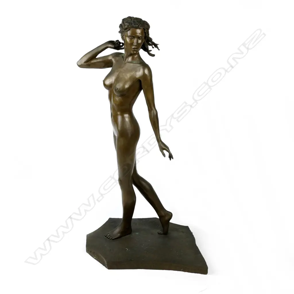 A bronze female nude figure Image 1++