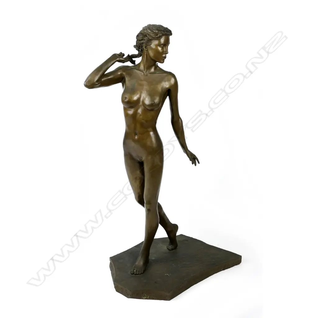 A bronze female nude figure Image 1++