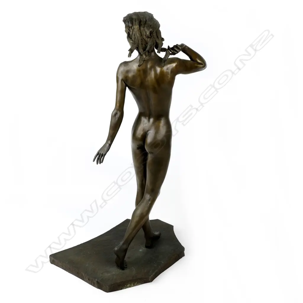 A bronze female nude figure Image 1++