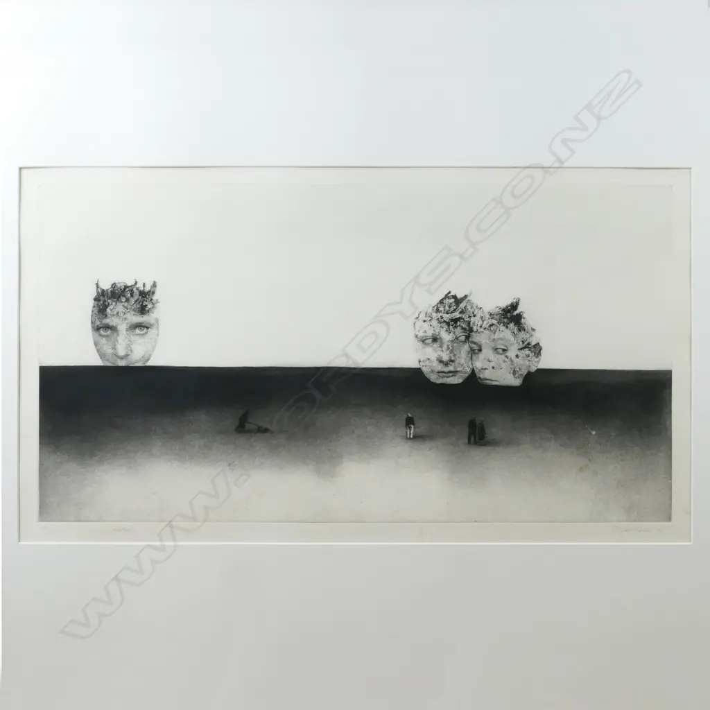 Elizabeth Thomson Image 1++