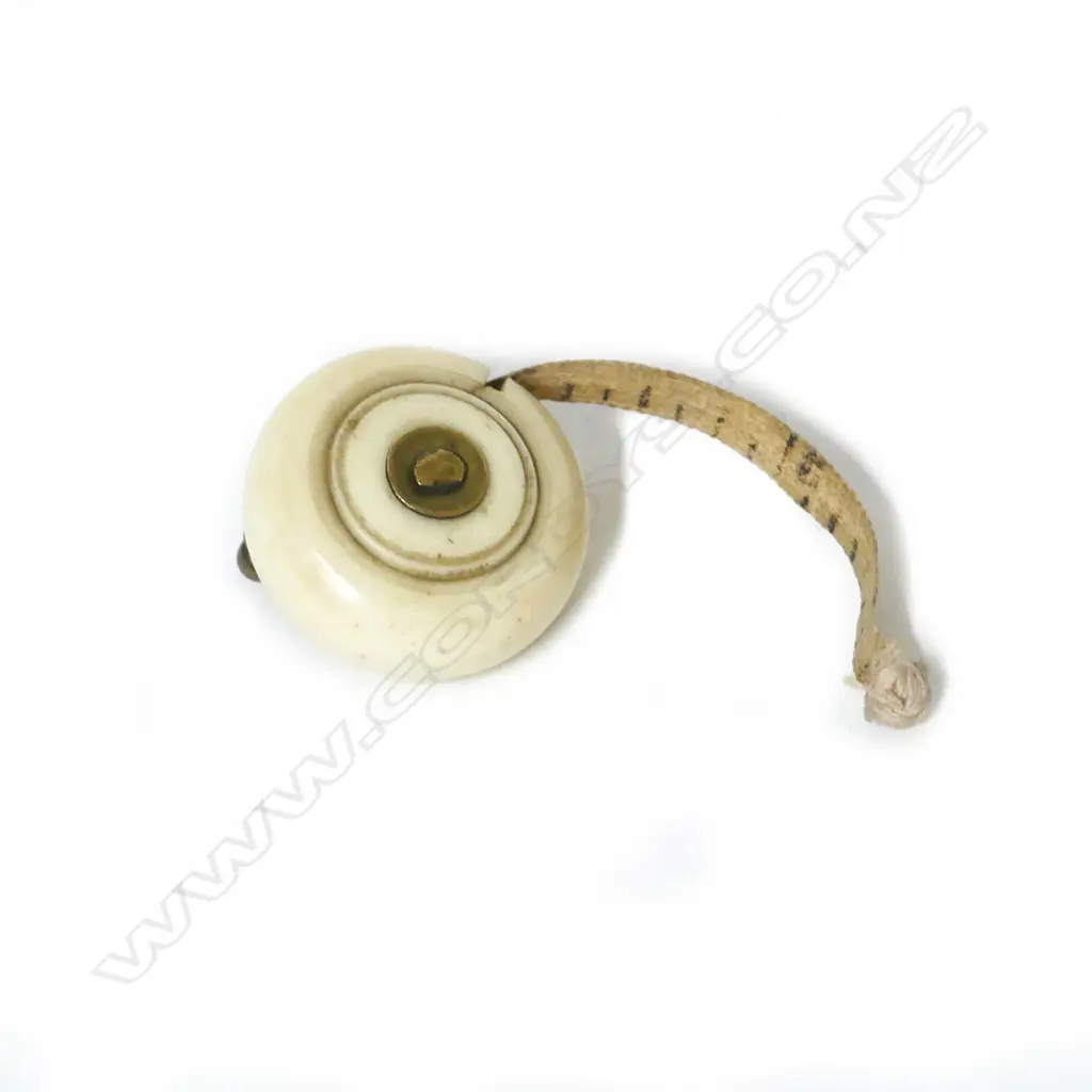 BONE TAPE MEASURE Image 1++