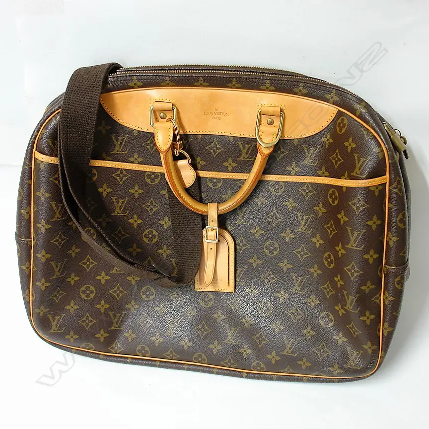 A vintage Louis Vuitton Alize 24 Heures travel bag Image 1++