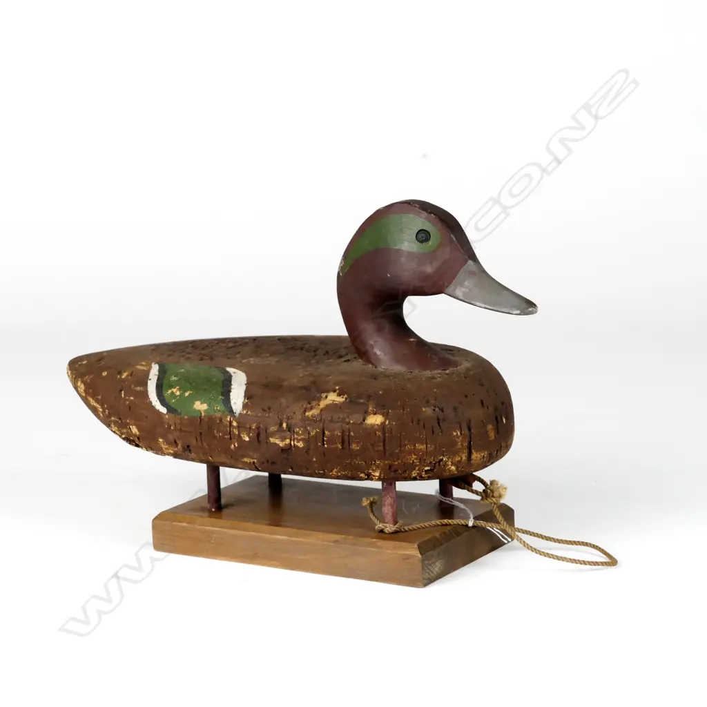 A vintage 10 3/4" green wing teal decoy duck Image 1++