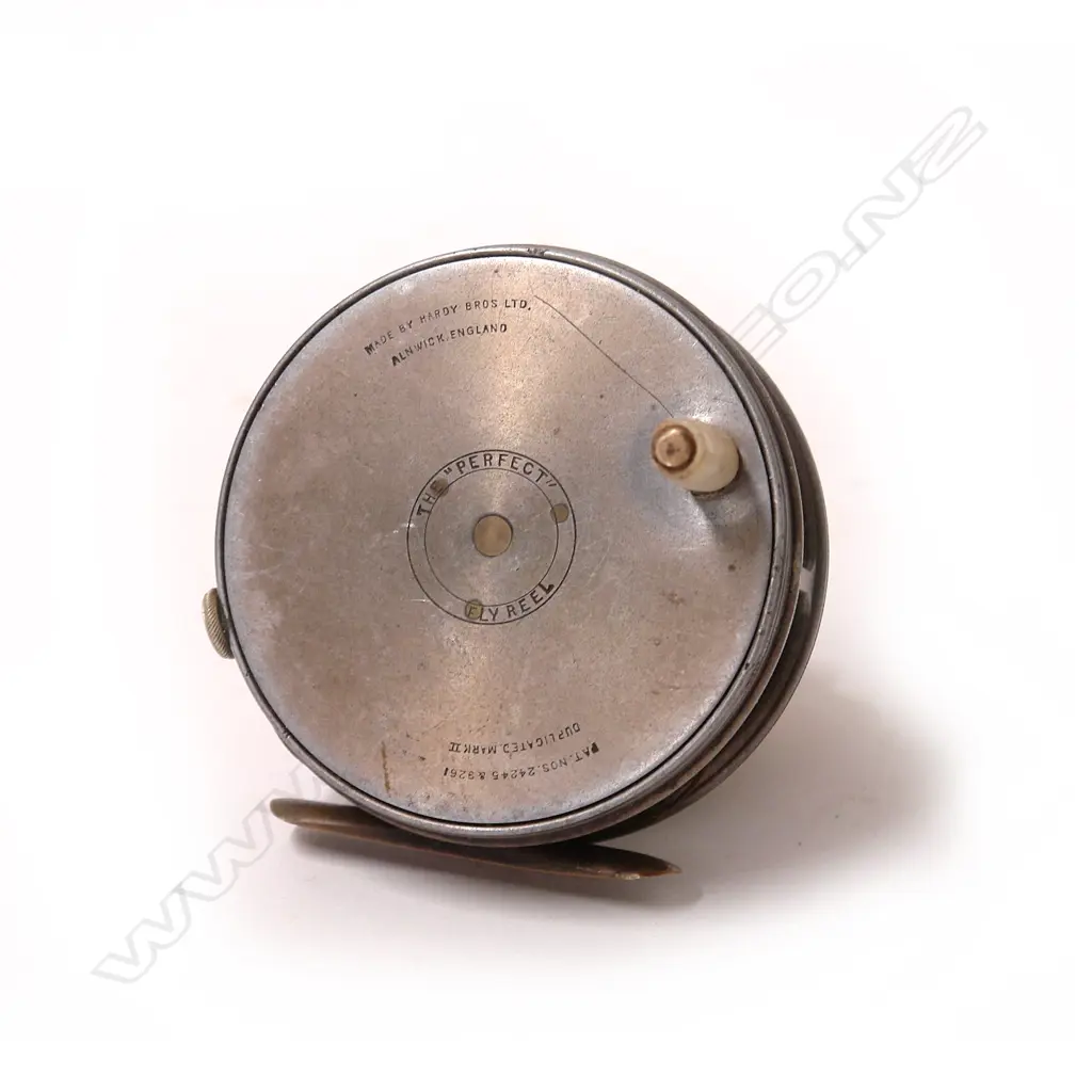 A vintage Hardy 'Perfect' 3½" duplicated Mark II fly fishing reel Image 1++