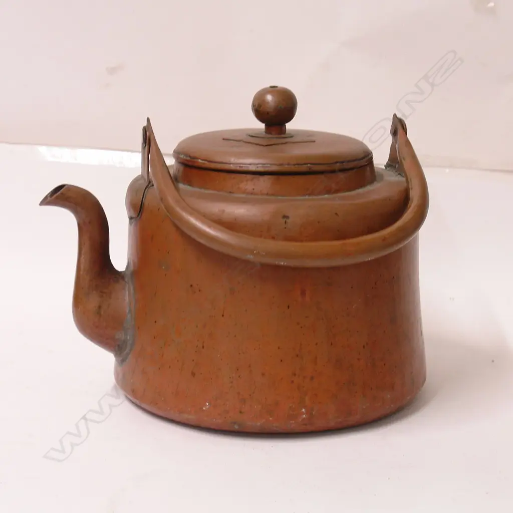 A c.1900 Japanese large copper kettle Image 1++