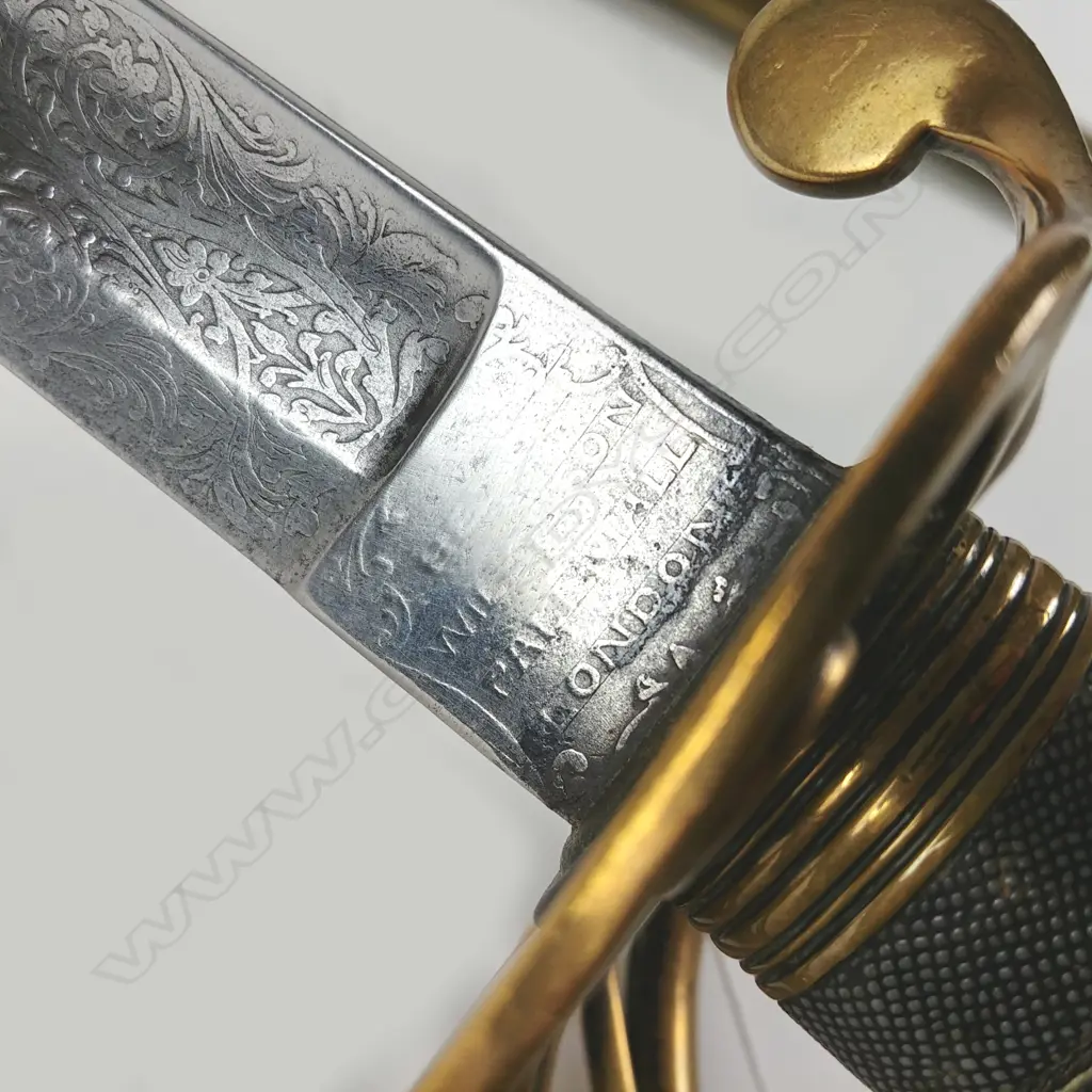 A British Infantry Officers' 1845 spear point blade Image 1++