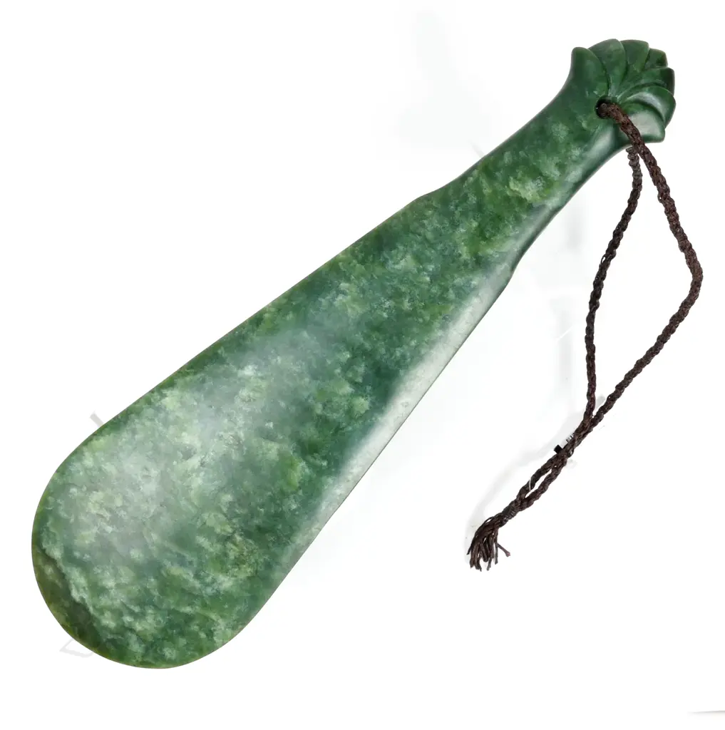 A contemporary pounamu mere Image 1++