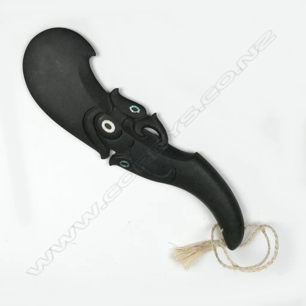 An Akapita Scully carved basalt wahaika sculpture Image 1++