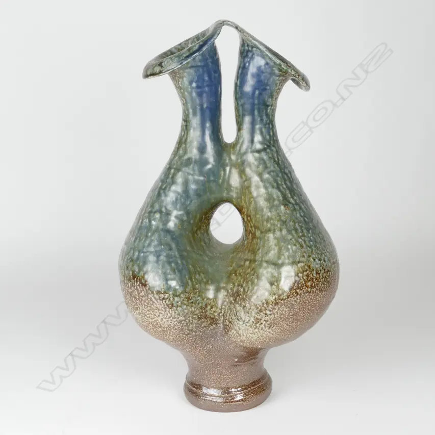 A large N.Z. organic form vase of double pitcher shape Image 1++