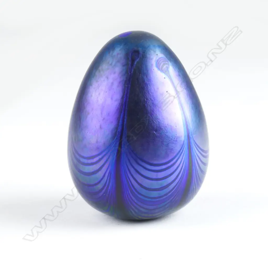 A Sunbeam Glassworks egg Image 1++