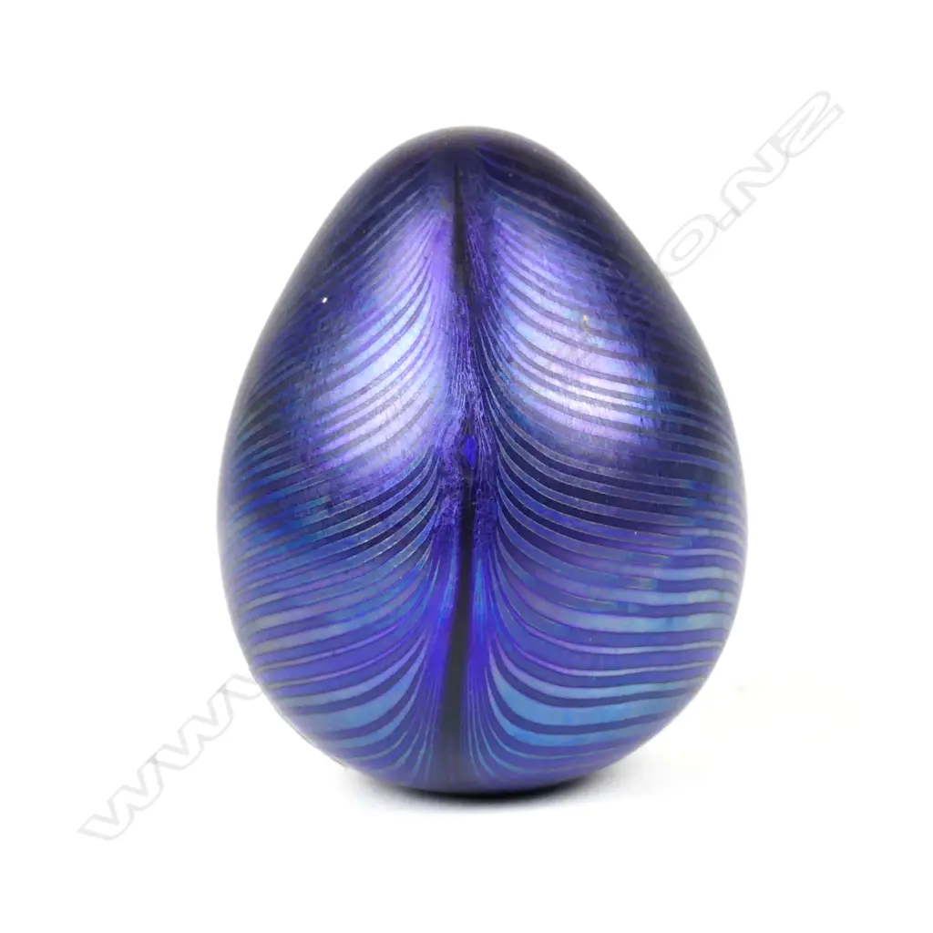 A Sunbeam Glassworks egg Image 1++