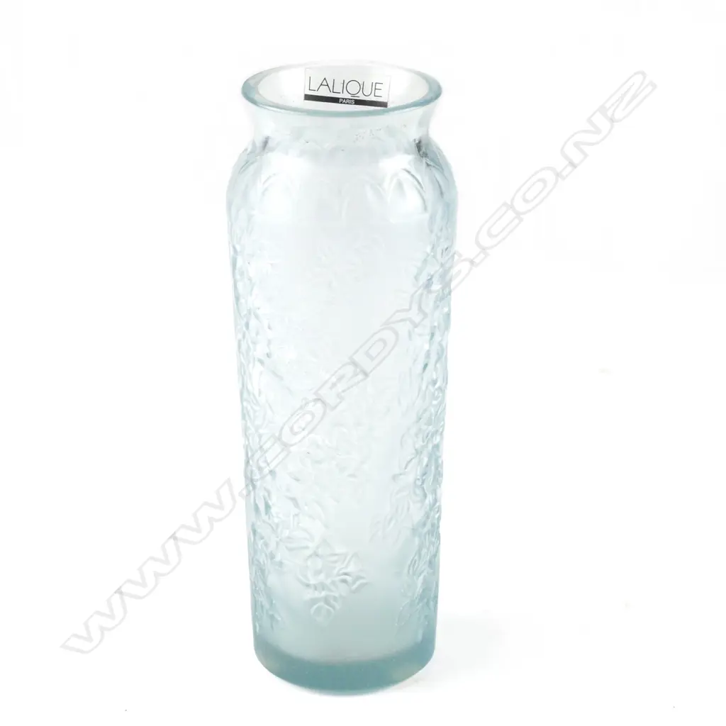 A Lalique vase Image 1++