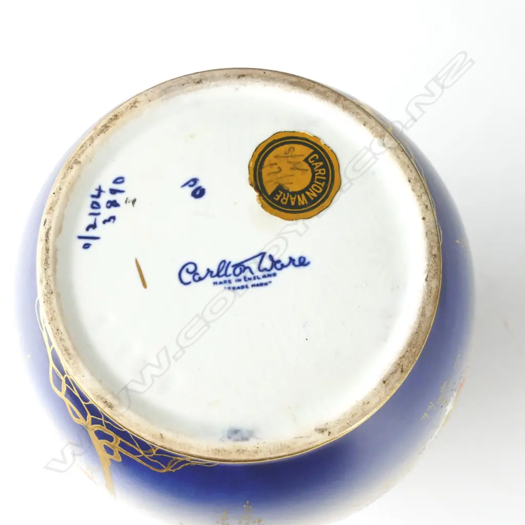 An Art Deco Carlton Ware vase Image 1++