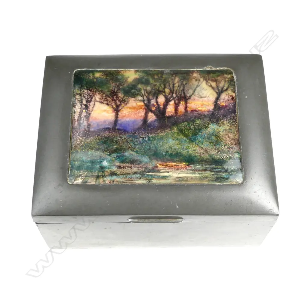 A Tudric pewter and enamel square box Image 1++