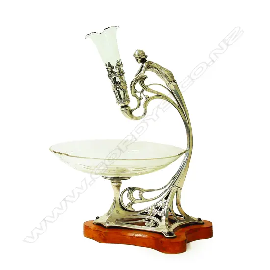 A WMF two-tier Art Nouveau centrepiece