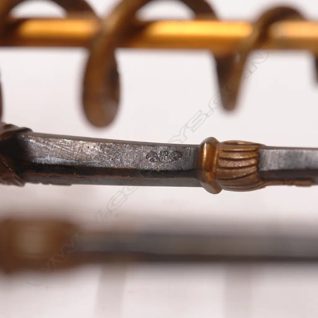 A c.1900 Egyptian Revival fine cast bronze table centrepiece with fitted cut crystal bowl Image 1++