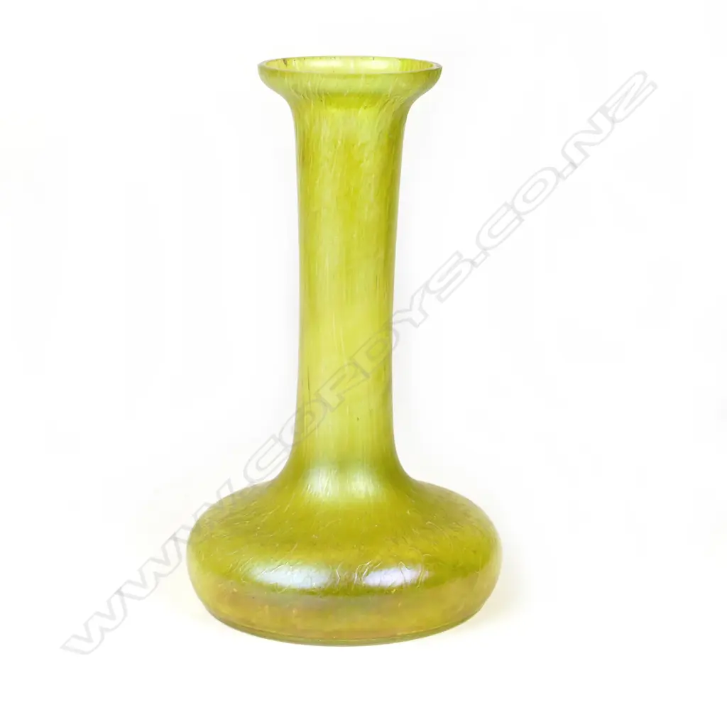 A Loetz type glass bottle vase Image 1++
