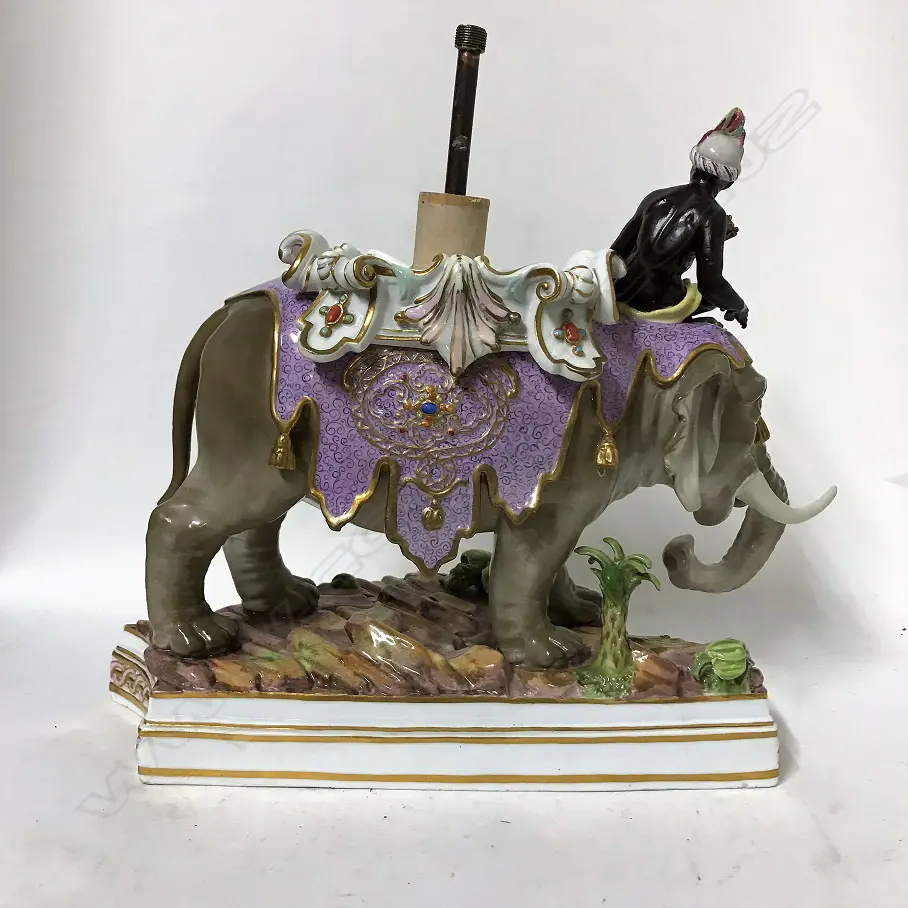 A late 19thC Meissen figure group Image 1++