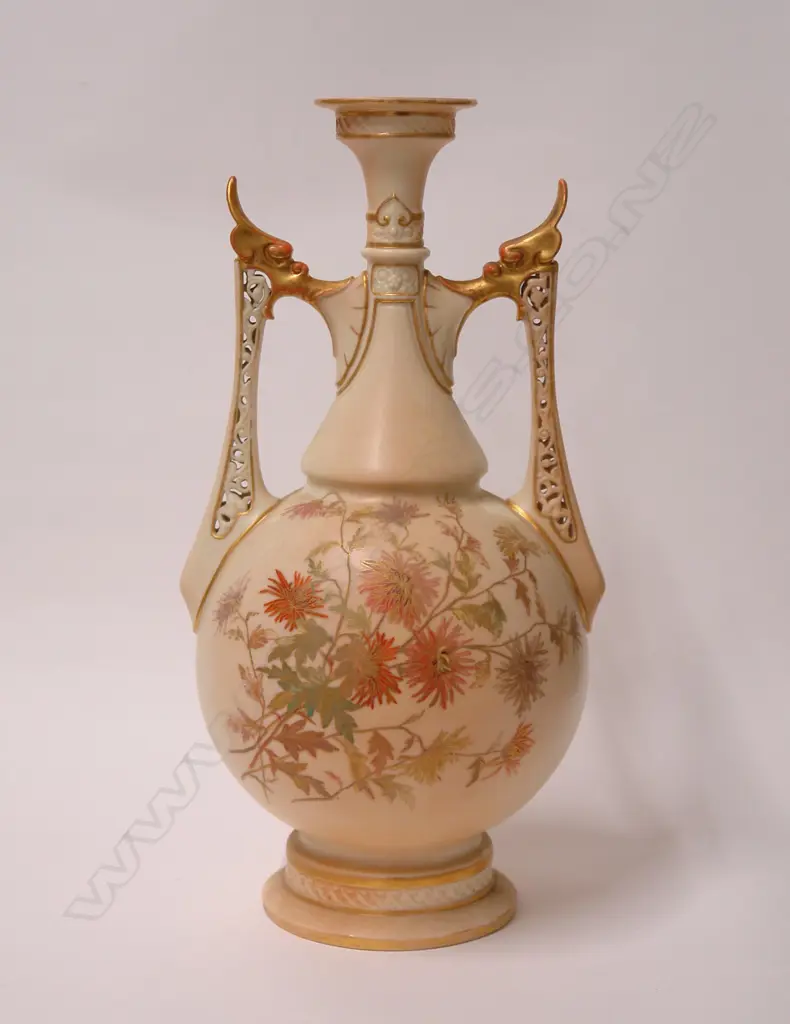 A Victorian Royal Worcester large urn form vase Image 1++