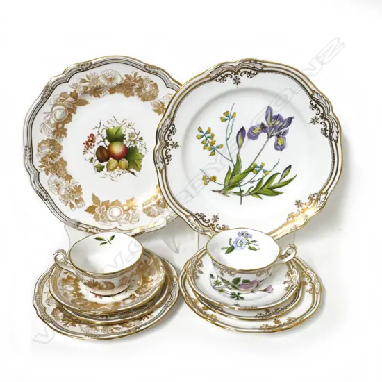 Two sets of contemporary Spode Regency style china