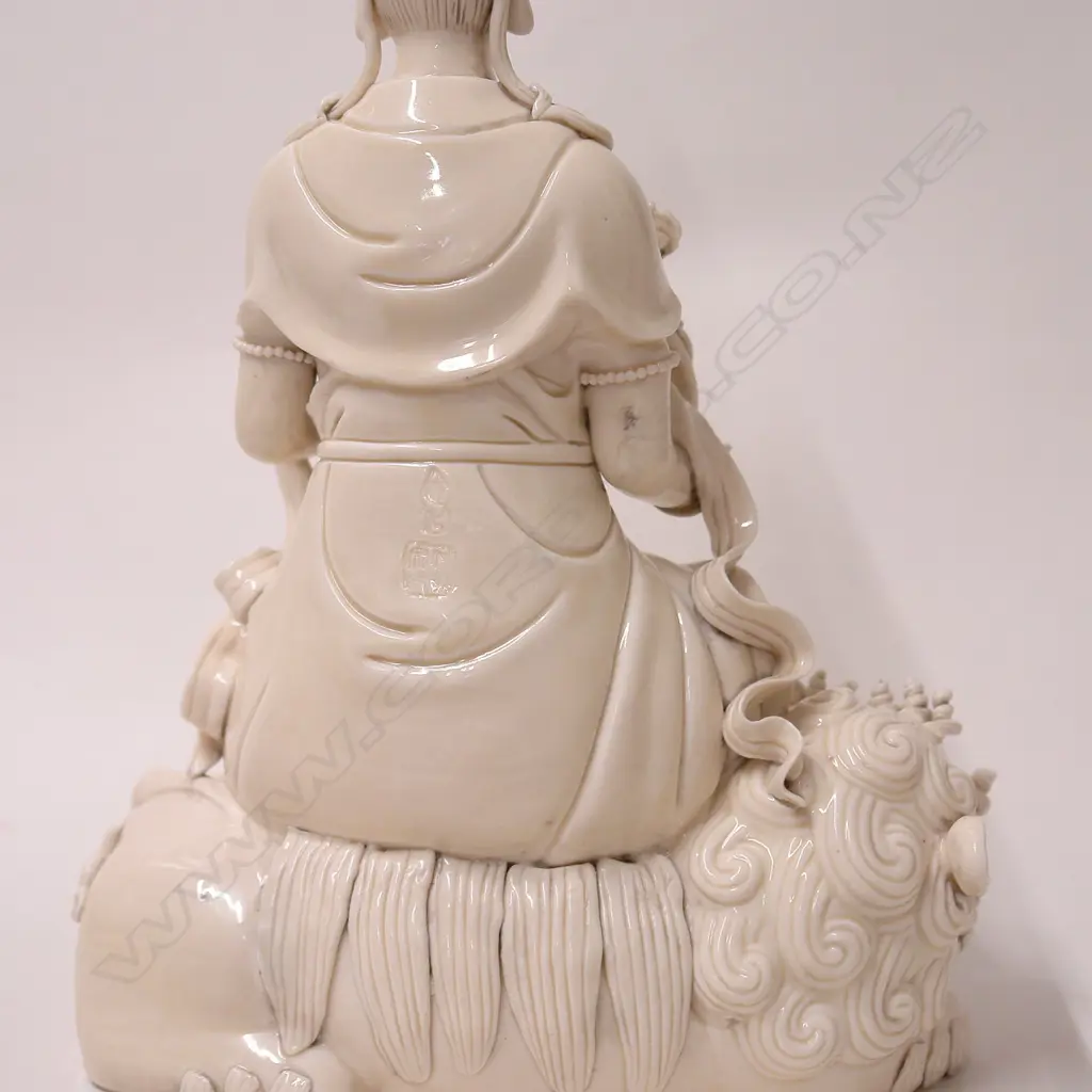A fine Chinese Blanc de Chine Guan Yin porcelain figure Image 1++