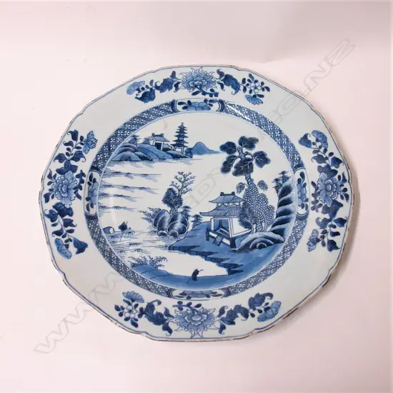 A large 17th/18thC Chinese export blue and white plate