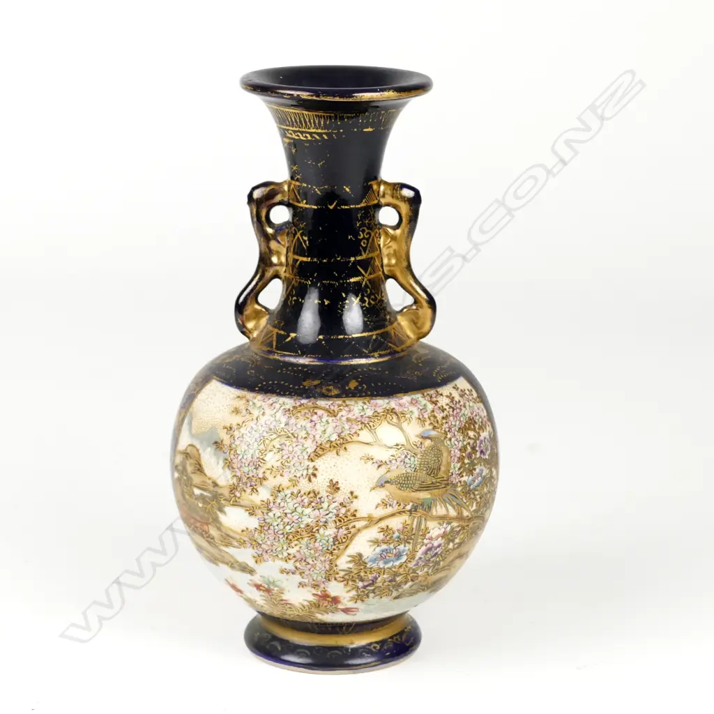 A Meiji period Satsuma bottle vase Image 1++