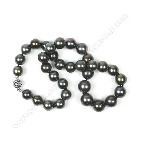 A Tahitian black pearl necklace