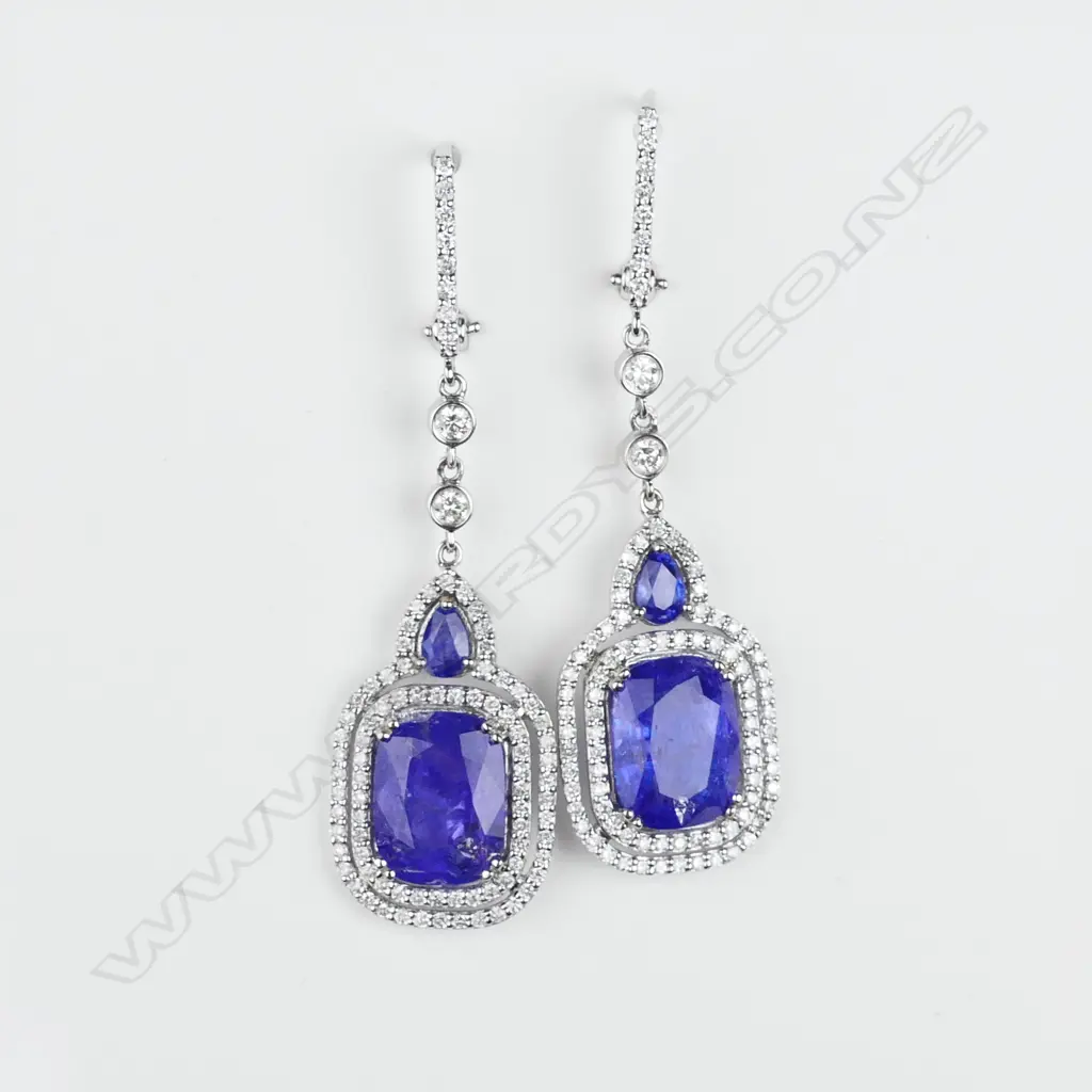 A pair of 18ct. white gold tanzanite Image 1++