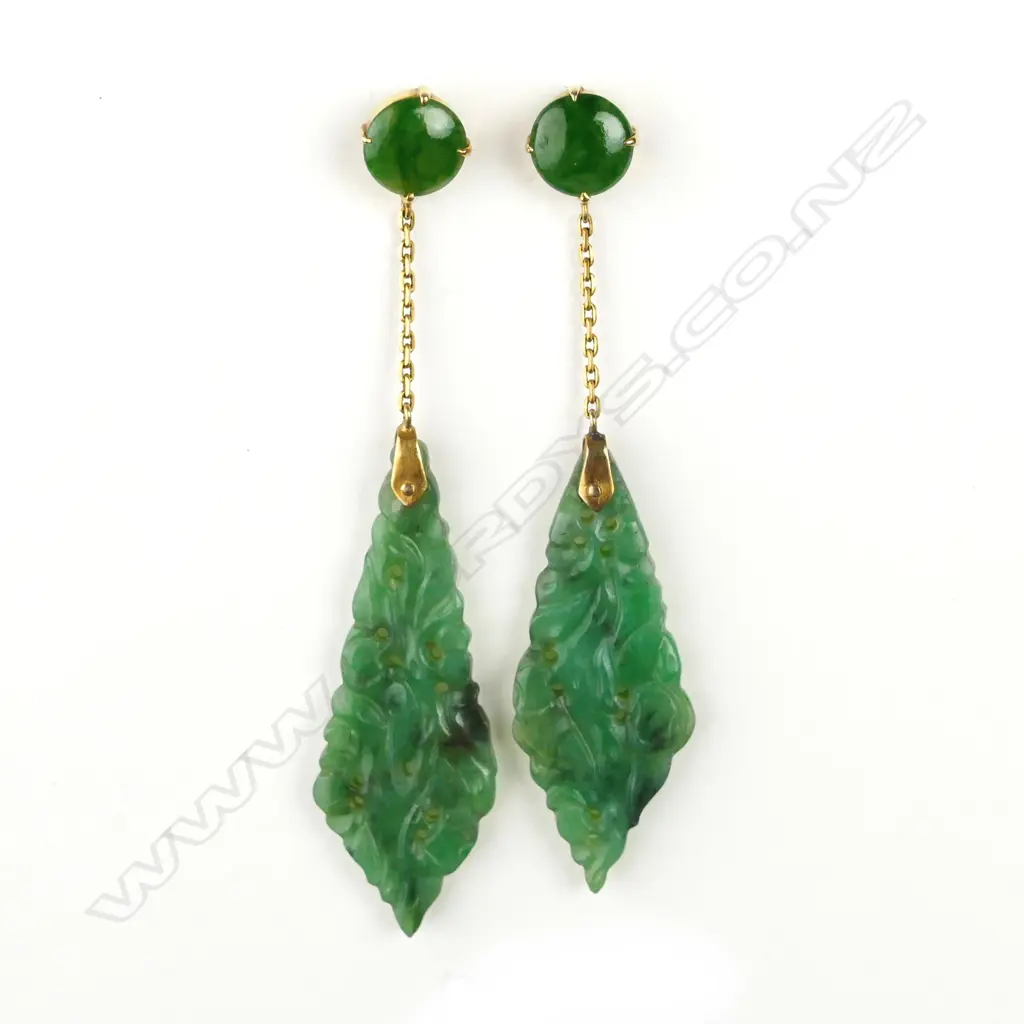 A pair of vintage gold (14K) and jade drop earrings Image 1++