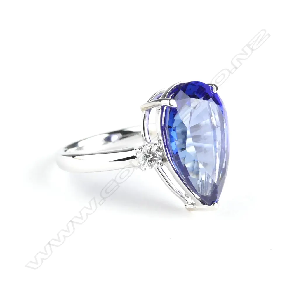 A 14ct. white gold tanzanite and diamond ring Image 1++