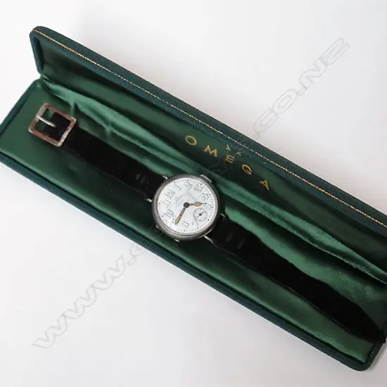 A WWI period Omega circular silver cased gentleman's wristwatch