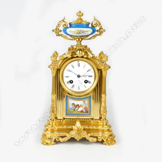 A 19thC French bronze ormolu mantel clock