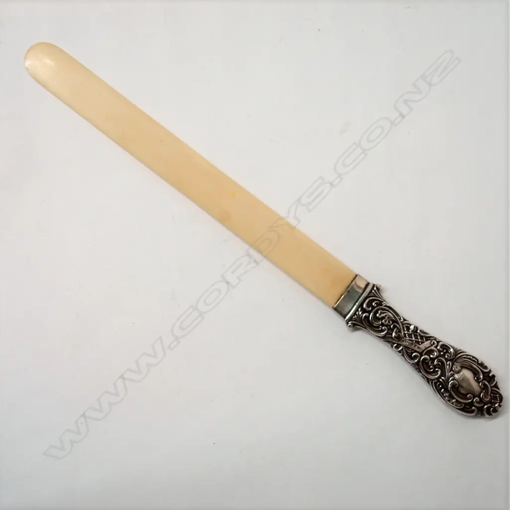 A late Victorian silver and ivory page turner Image 1++