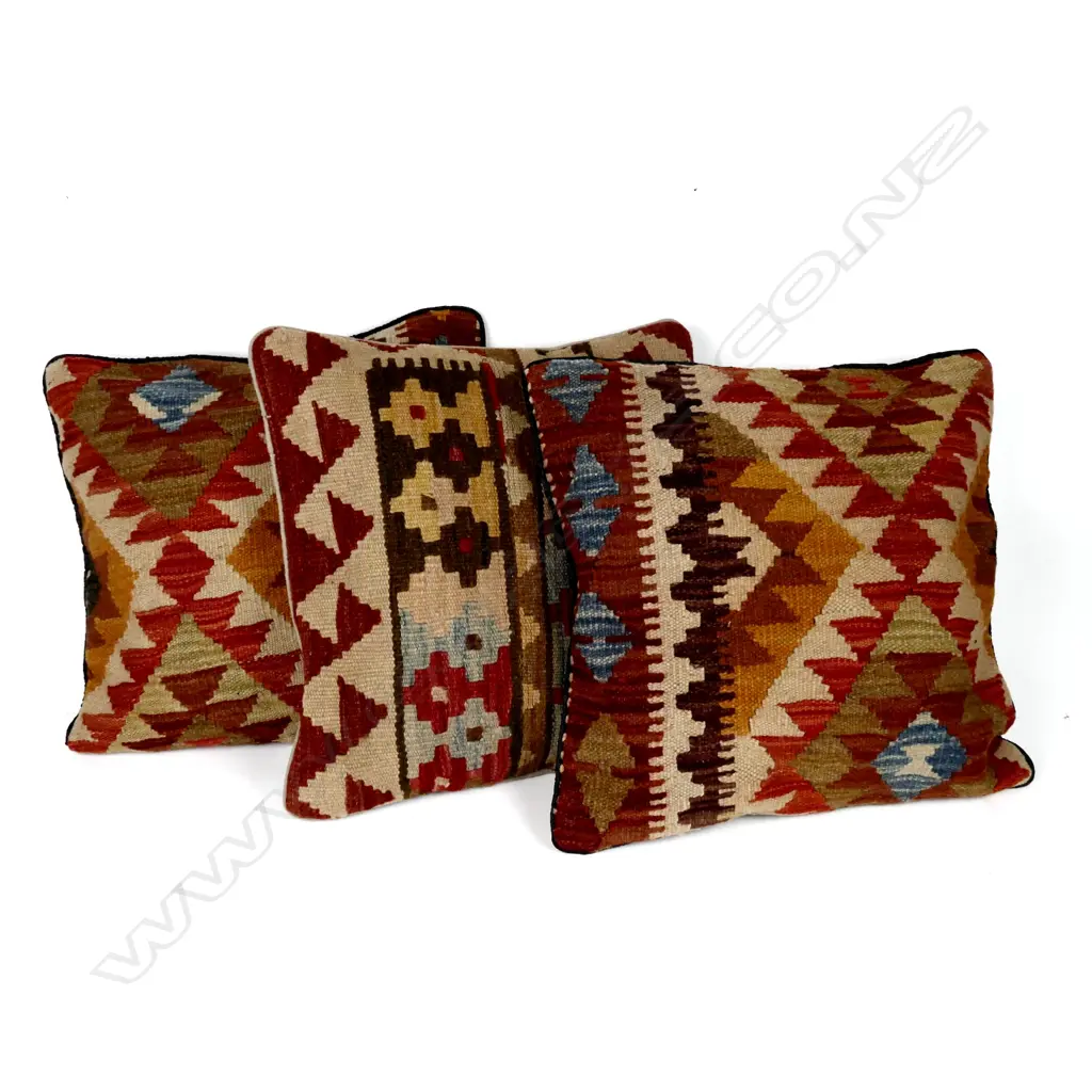 Three kilim cushions Image 1++