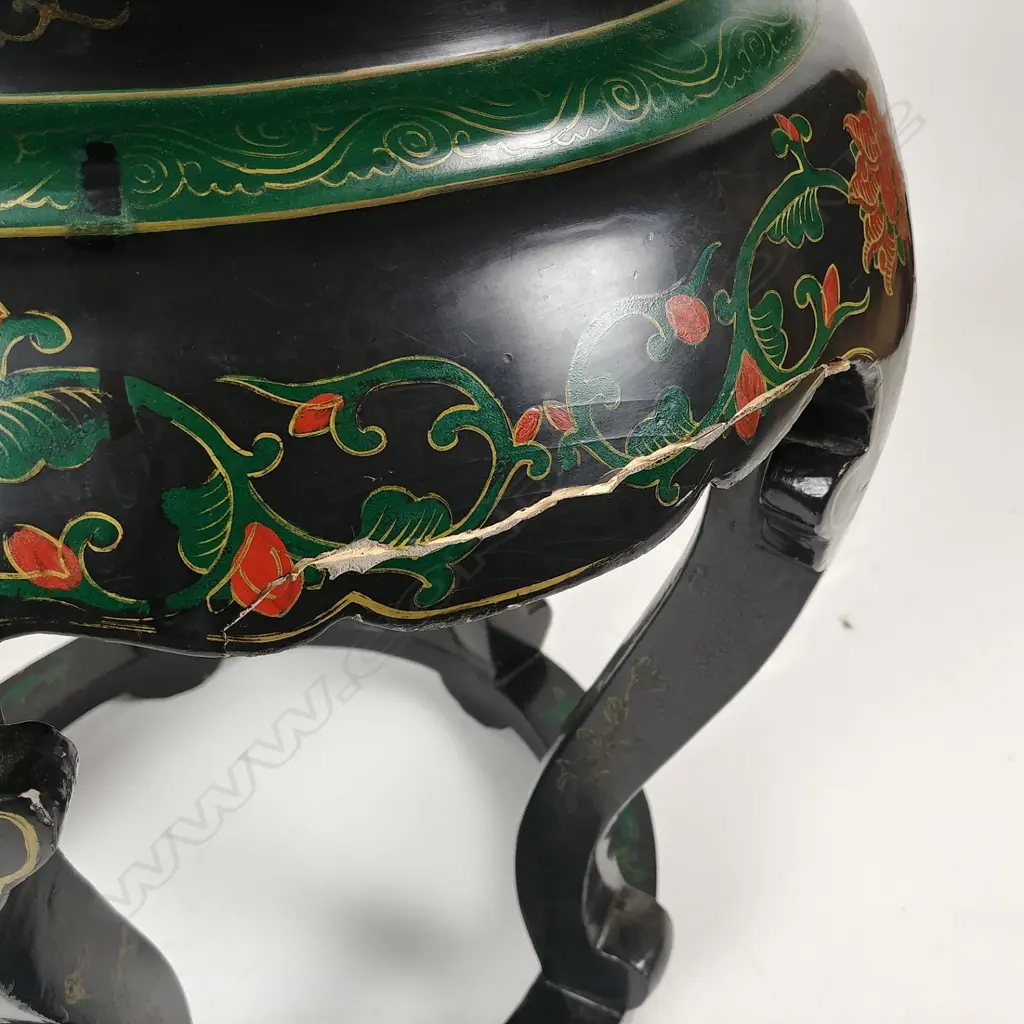 A pair of Chinese lacquer and cloisonné vase stands Image 1++