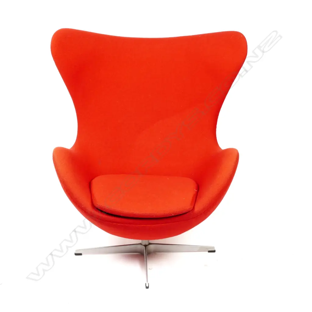 Arne Jacobsen for Fritz Hansen 'Egg' wingback chair Image 1++