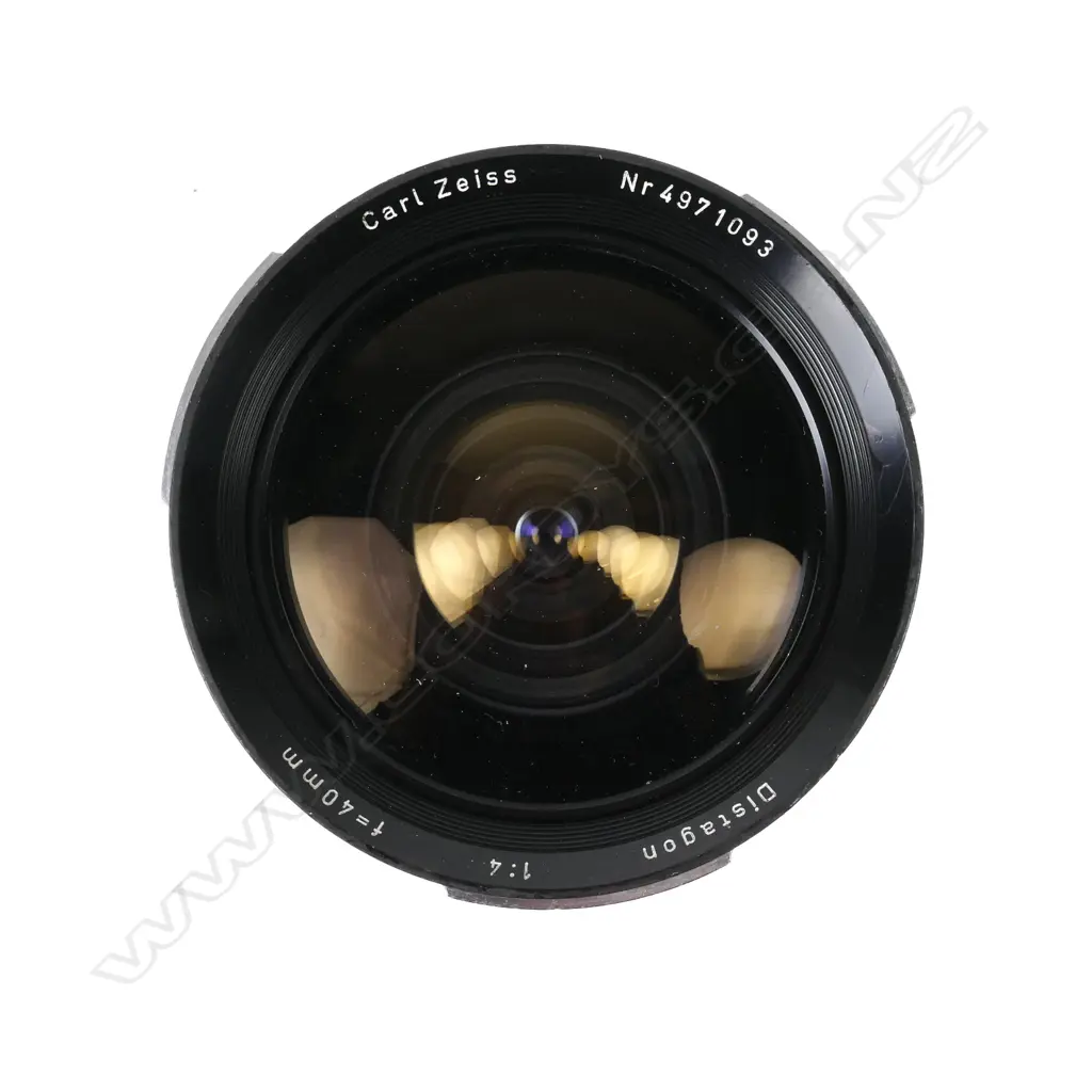 A Carl Zeiss Distagon lens for Hasselblad Image 1++