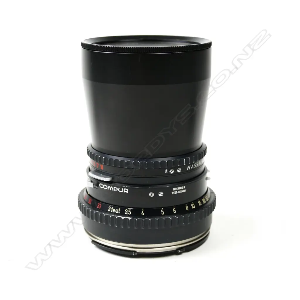 A Hasselblad 500C camera Image 1++