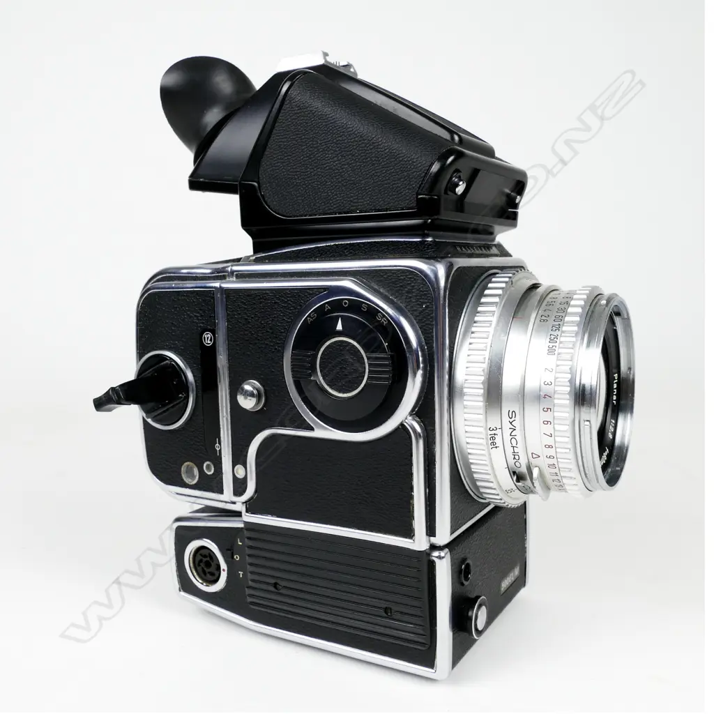 A rare 1971-84 Hasselblad 500EL/M electronic motor camera Image 1++