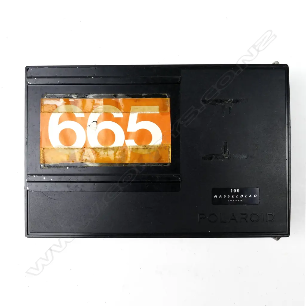 A Hasselblad 100 polaroid back Image 1++