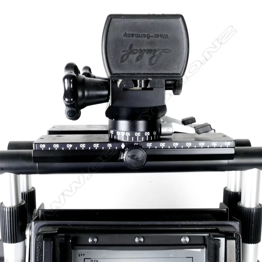 A Hasselblad 100 polaroid back Image 1++