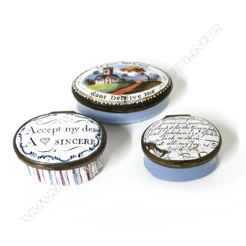 Three antique Bilston enamel boxes Image 1++