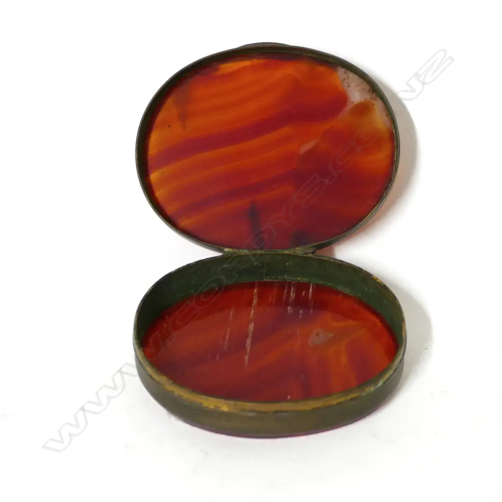 AGATE SNUFF BOX Image 1++