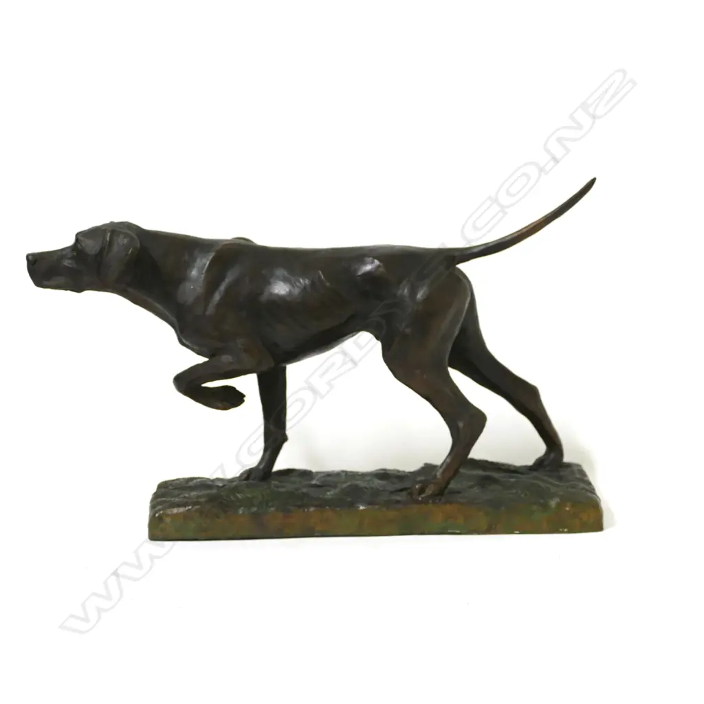 A bronze figure of a pointer dog Image 1++