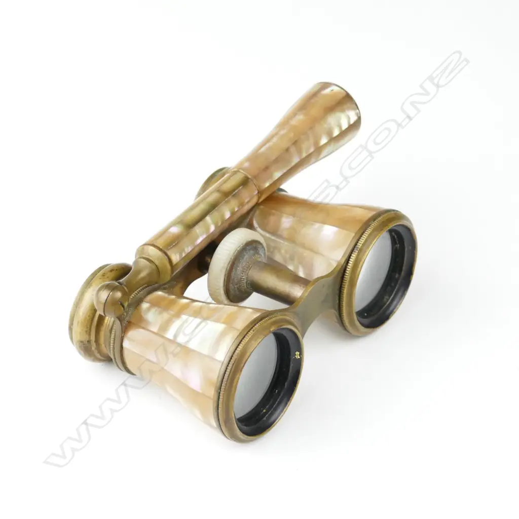 A pair of French mother-of-pearl opera glasses Image 1++