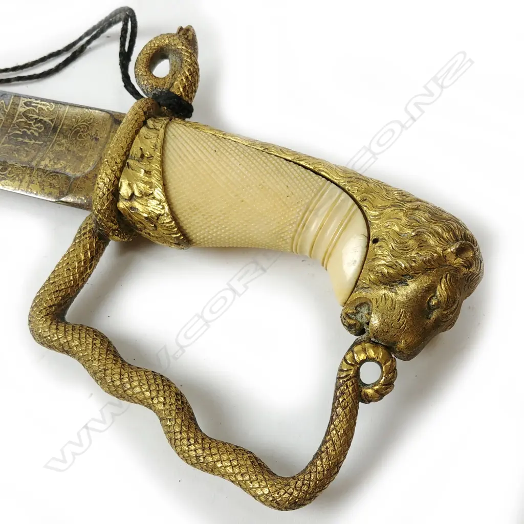 A George III presentation sword Image 1++